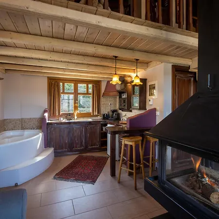 Chalet Azanias Kalavryta Room photo